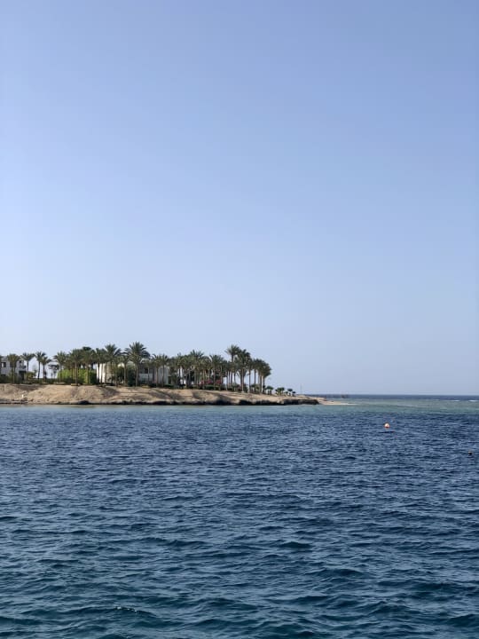 Strand Brayka Bay Resort