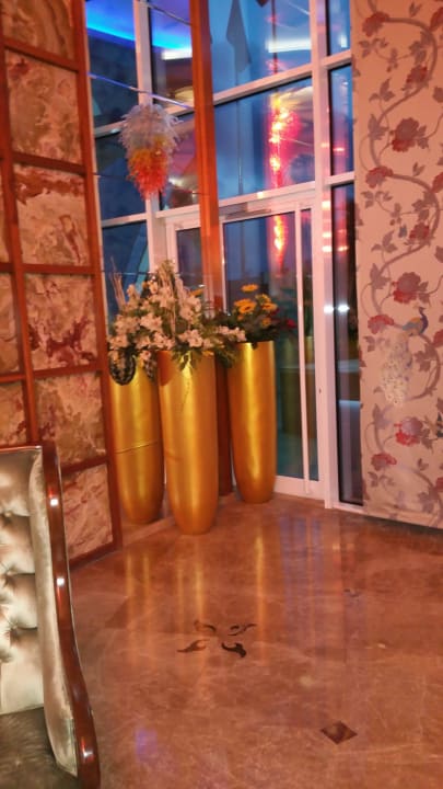 Lobby Granada Luxury Okurcalar