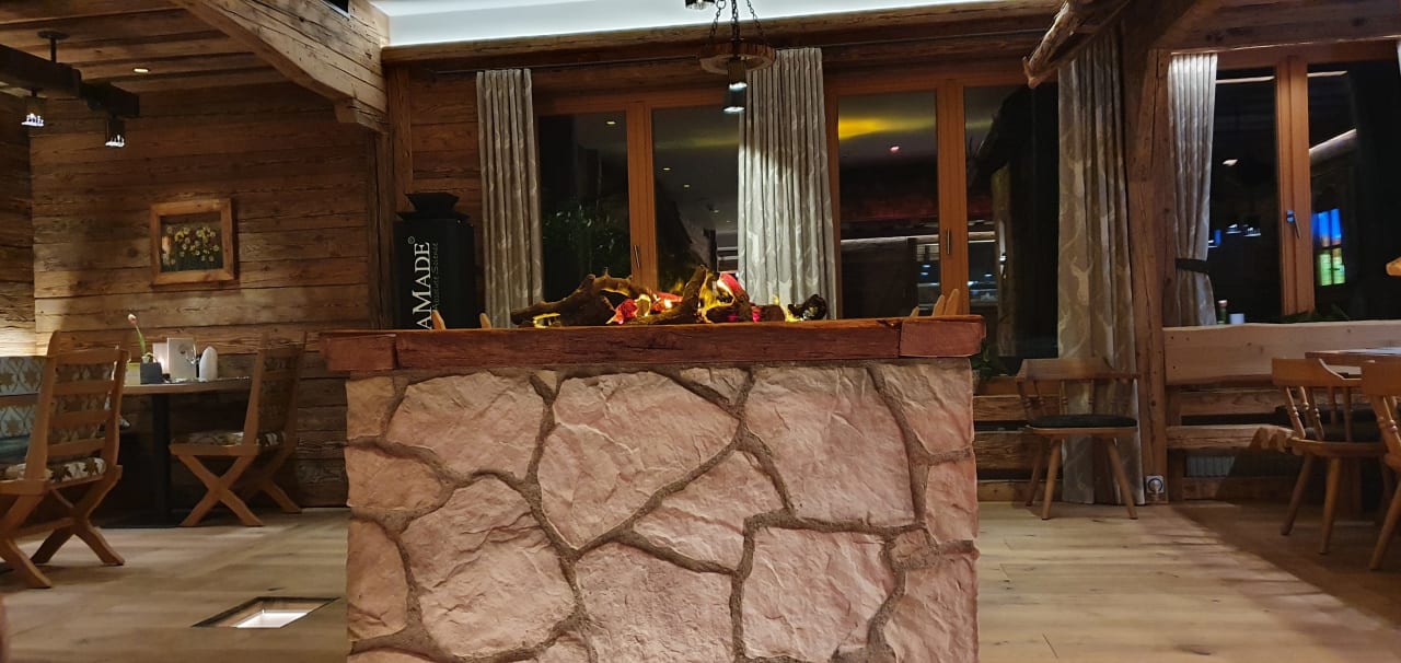 Gastro Alm- & Wellnesshotel Alpenhof