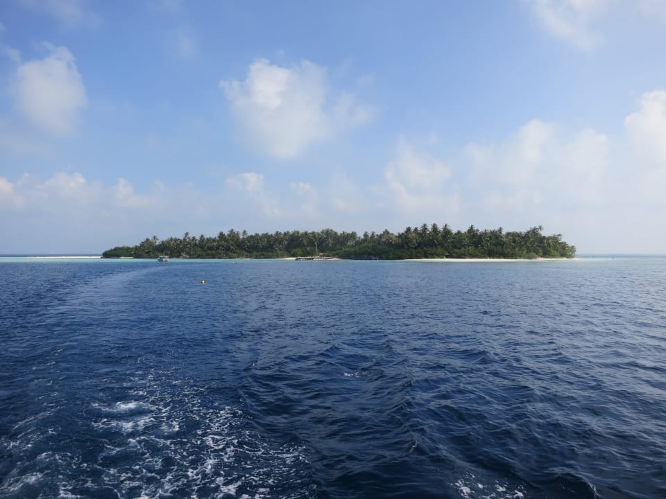 Insel vom Boot Embudu Village