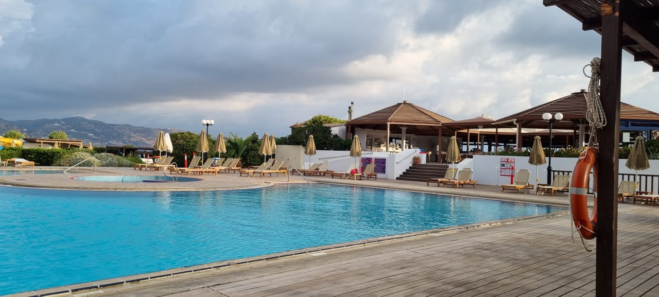 Pool Apollonia Beach Resort & Spa