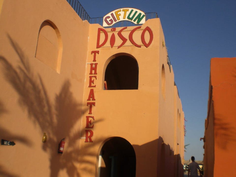 Disco Giftun Azur Resort