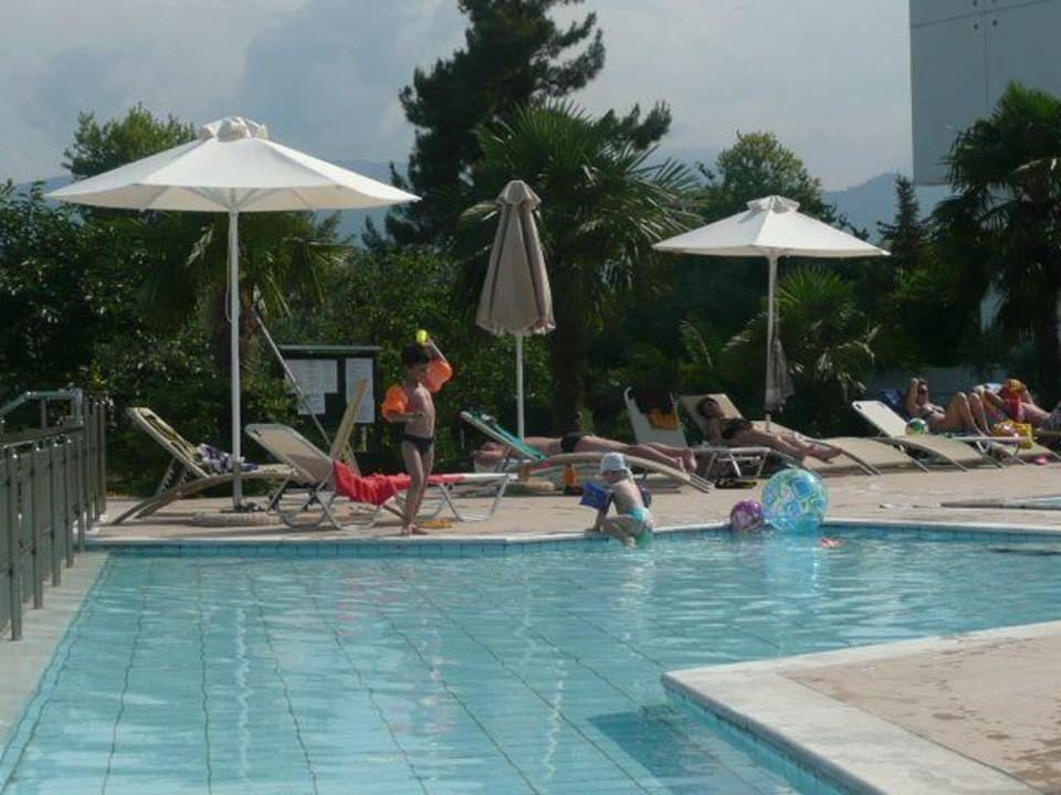 Brodzik Olympian Bay Grand Resort