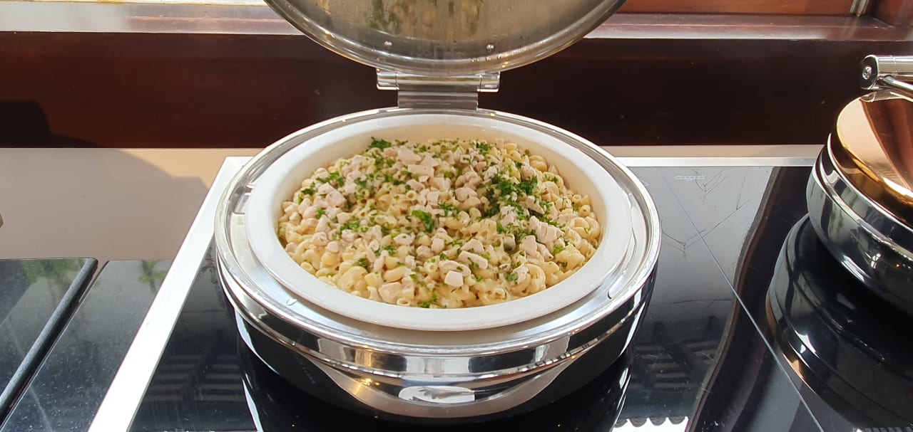 Gastro Pandanus Beach Resort & Spa