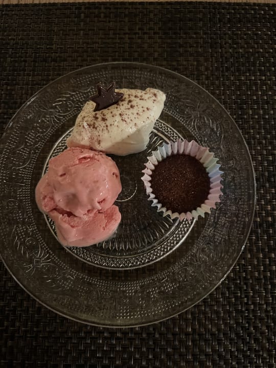 Gastro Chesa Staila Hotel - B&B