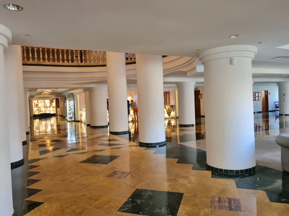 Lobby CM Castell de Mar