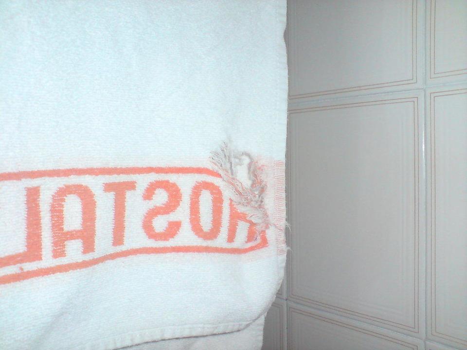 Löcher in den Handtüchern Hostel Los Alamos