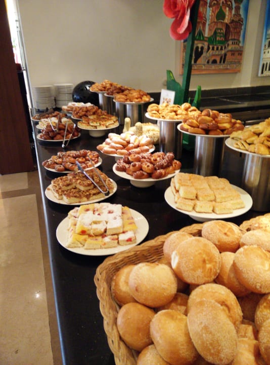 Teilchen zum Frühstück Cleopatra Luxury Resort Makadi Bay