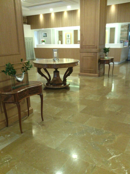 Antike Möbel Elea Beach Hotel