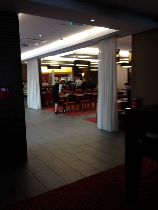 Frühstücksbereich Hampton by Hilton Berlin City West