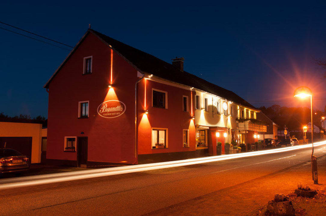 Paganettis bei Nacht Landgasthof Zur Erholung