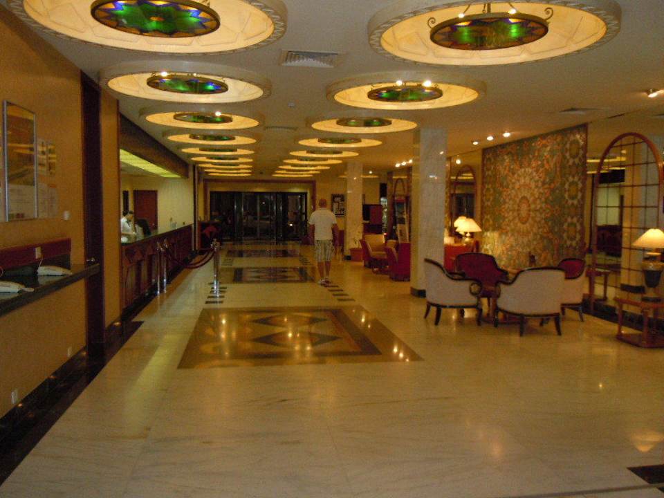 Hotelhalle Hilton Garden Inn Ras Al Khaimah