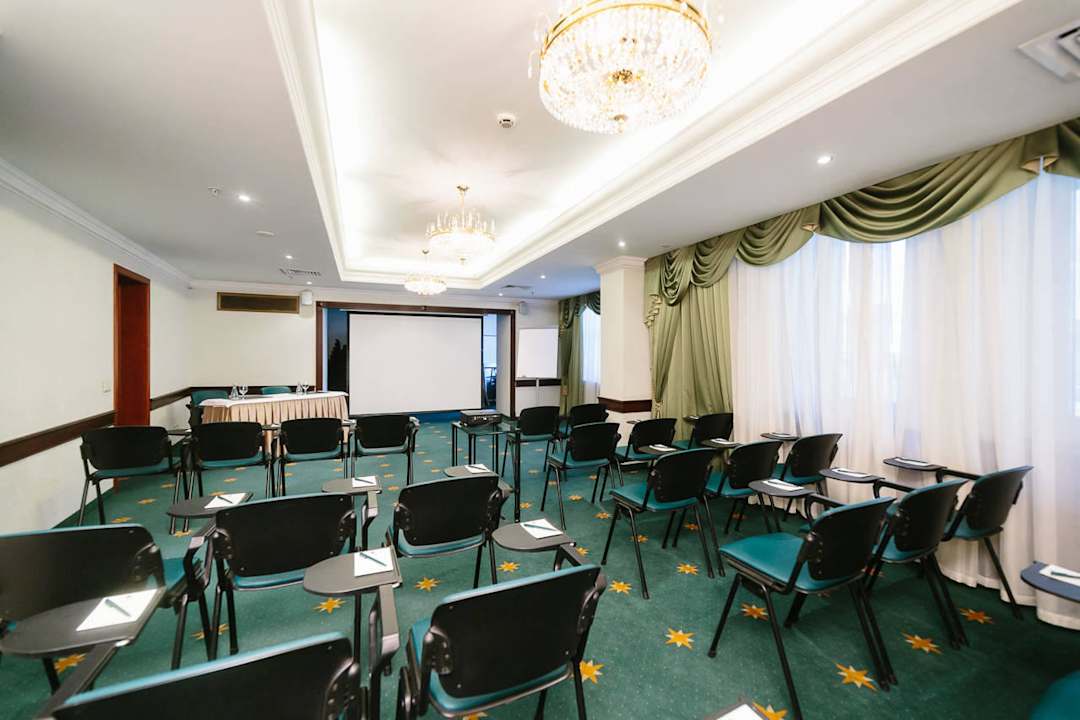 Conference room Grand Hotel Emerald