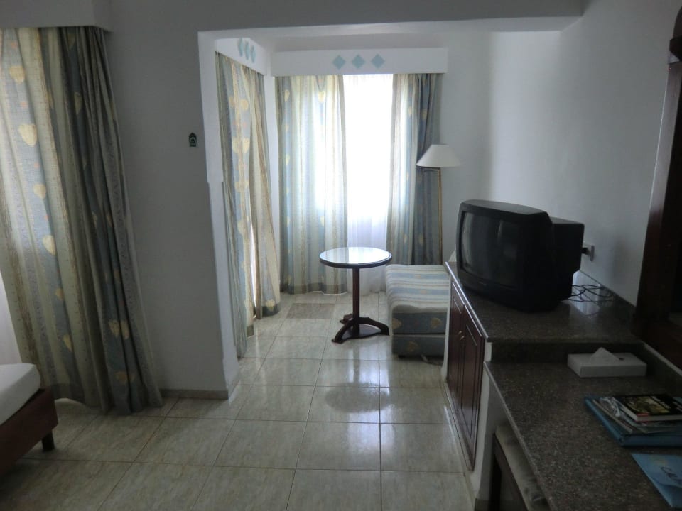 Blick Richtung Balkon Golden Beach Resort