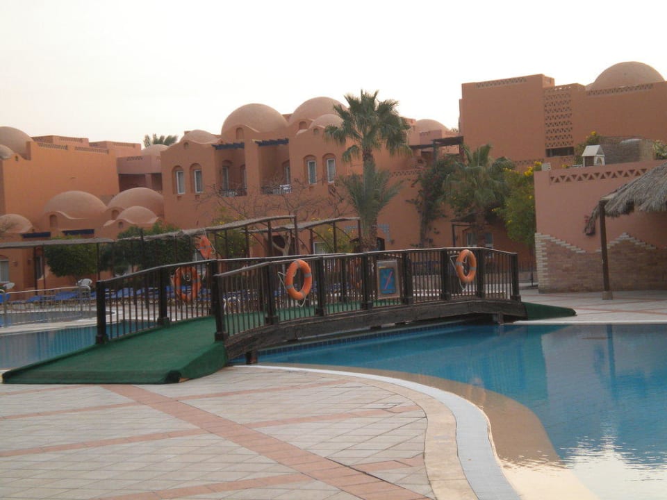 Teil vom Family-Pool Jaz Makadi Oasis Resort