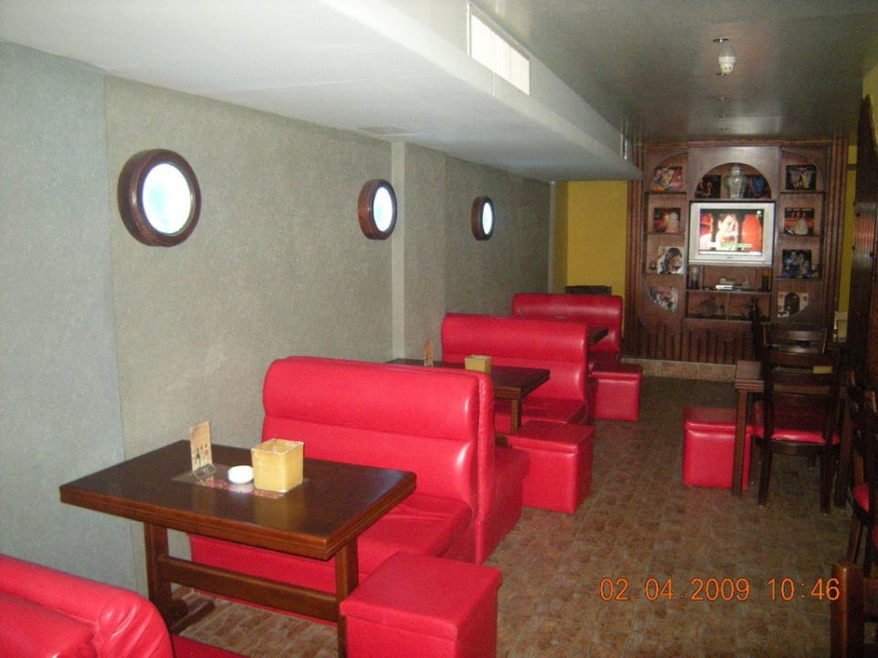 Lobby Heliopark Hotel Cairo