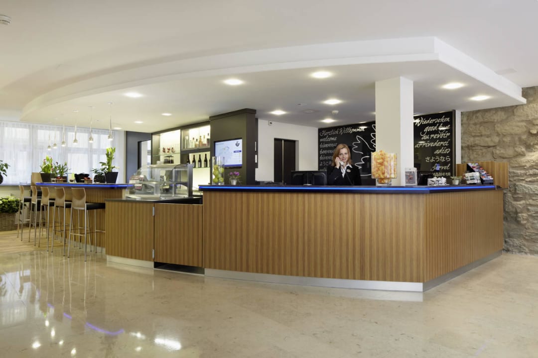 Rezeption Sorell Hotel Rütli