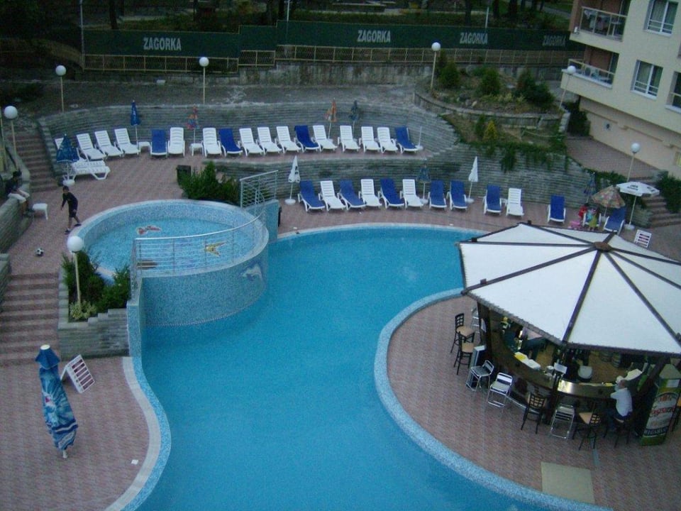 Widok z balkonu Hotel Nikea Park