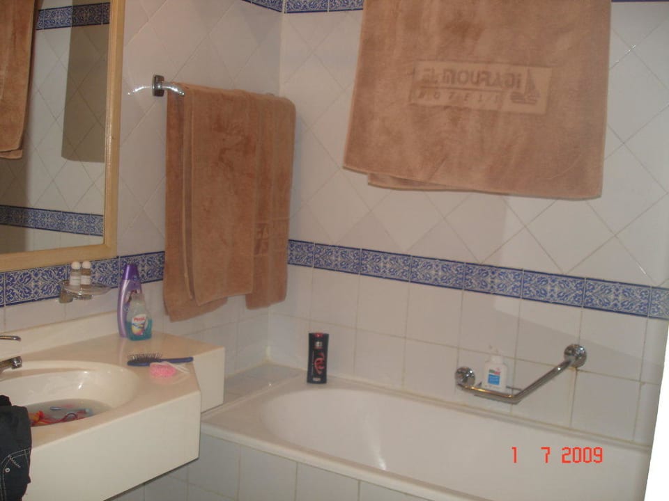Badezimmer Hotel El Mouradi Skanes Beach