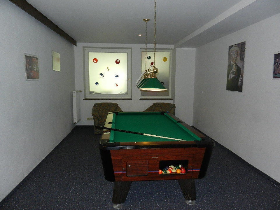 Alm- & Wellnesshotel Alpenhof - Billard Alm- & Wellnesshotel Alpenhof
