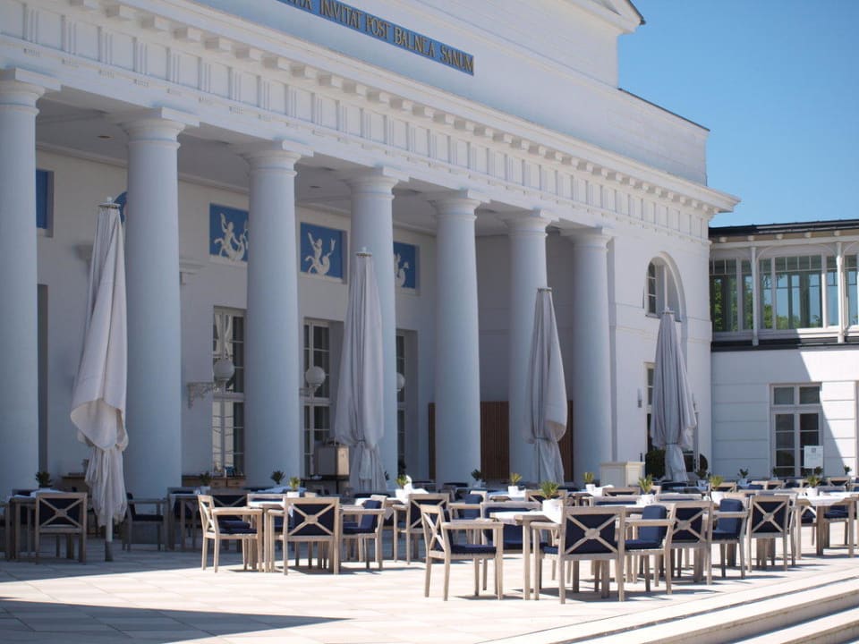 Terrasse vor dem Kurhaus-Restaurant Grand Hotel Heiligendamm - The Leading Hotels of the World