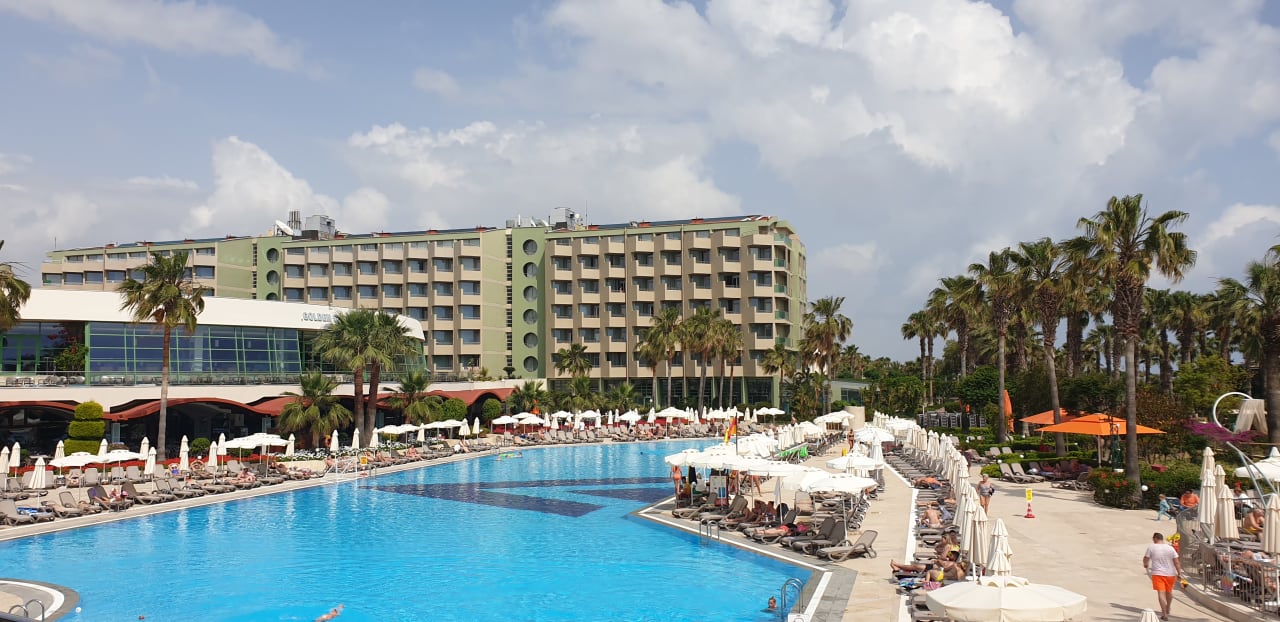 Pool VONRESORT Golden Coast