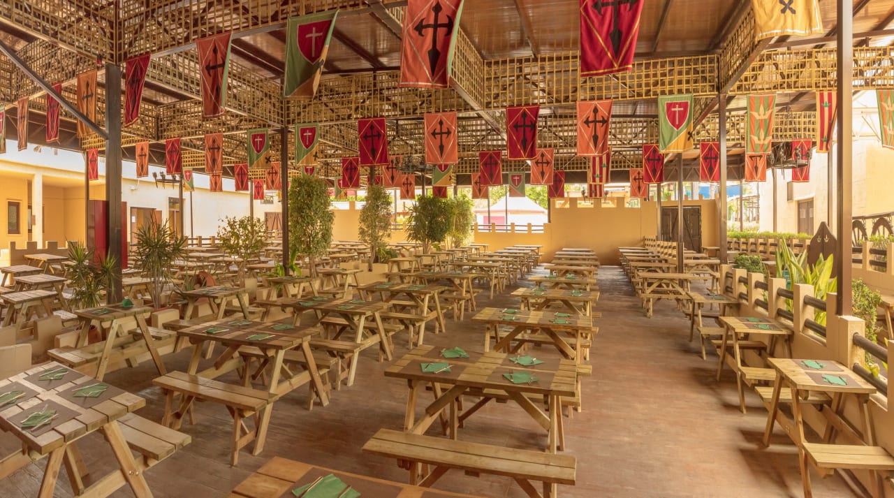 Gastro Magic Robin Hood Resort