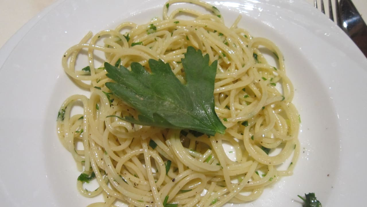 Nudelvorspeise im "Leonardo" Grand Makadi