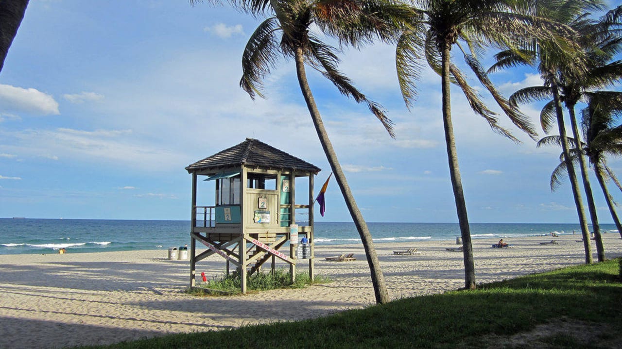 Der Strand vor dem Wyndham Deerfield Beach Resort Wyndham Deerfield Beach Resort