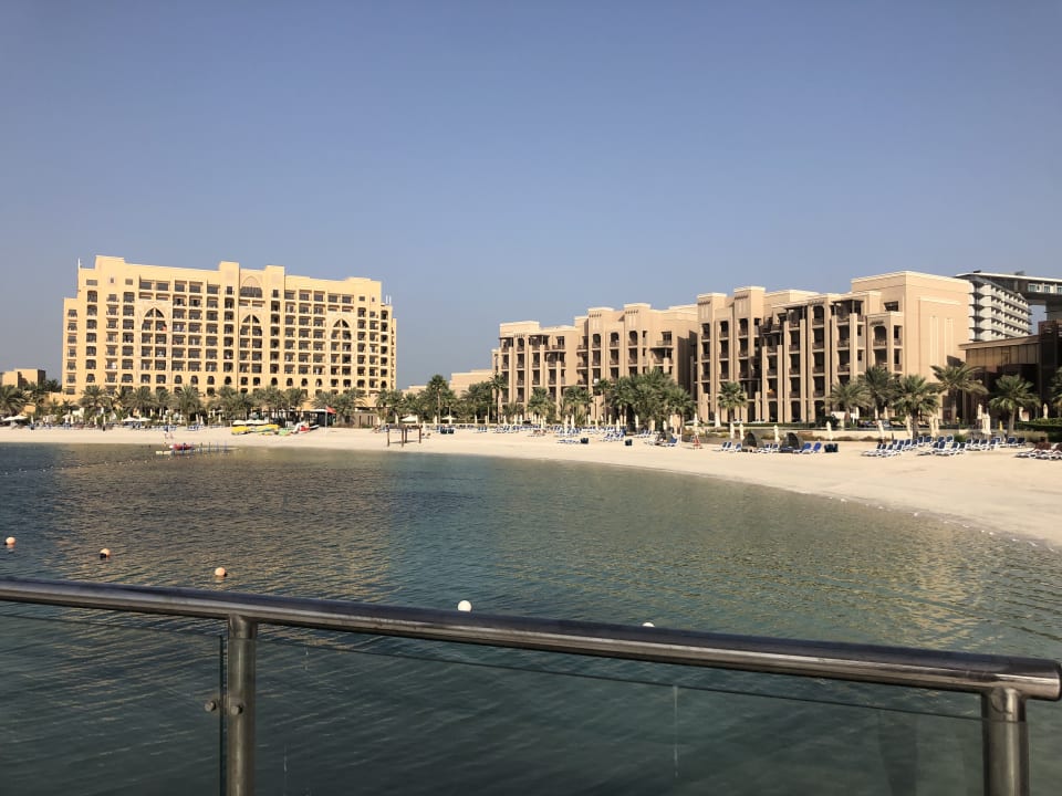 Strand DoubleTree by Hilton Resort & Spa Marjan Island