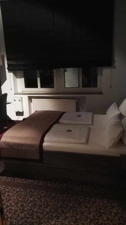 Bett Hotel Das Kronprinz Troisdorf