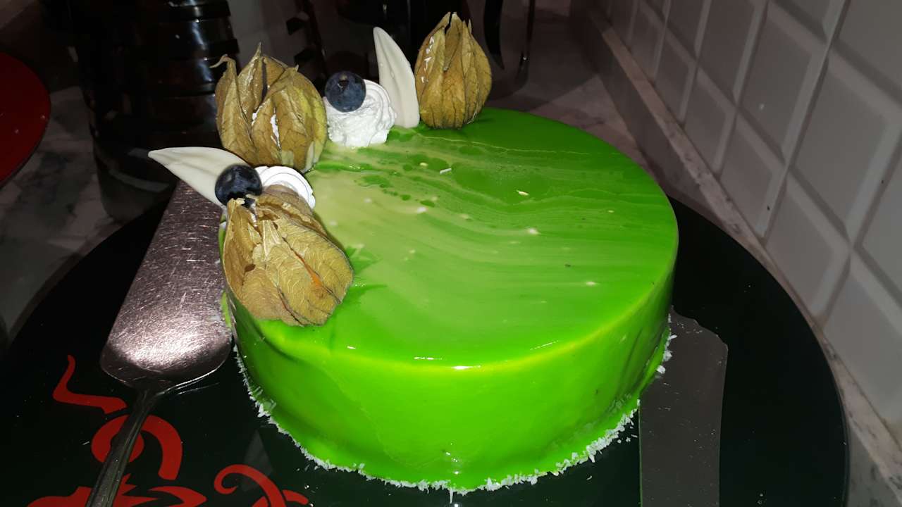 Gastro Acanthus Cennet Barut Collection