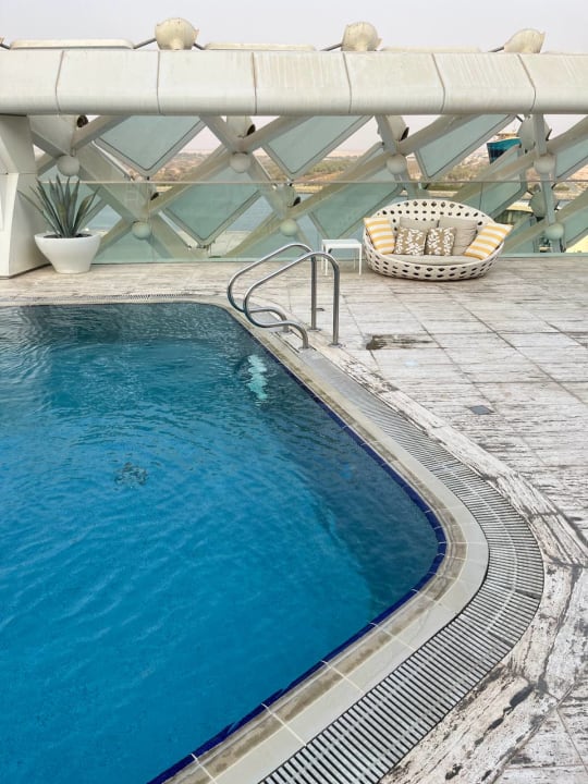Pool W Abu Dhabi - Yas Island