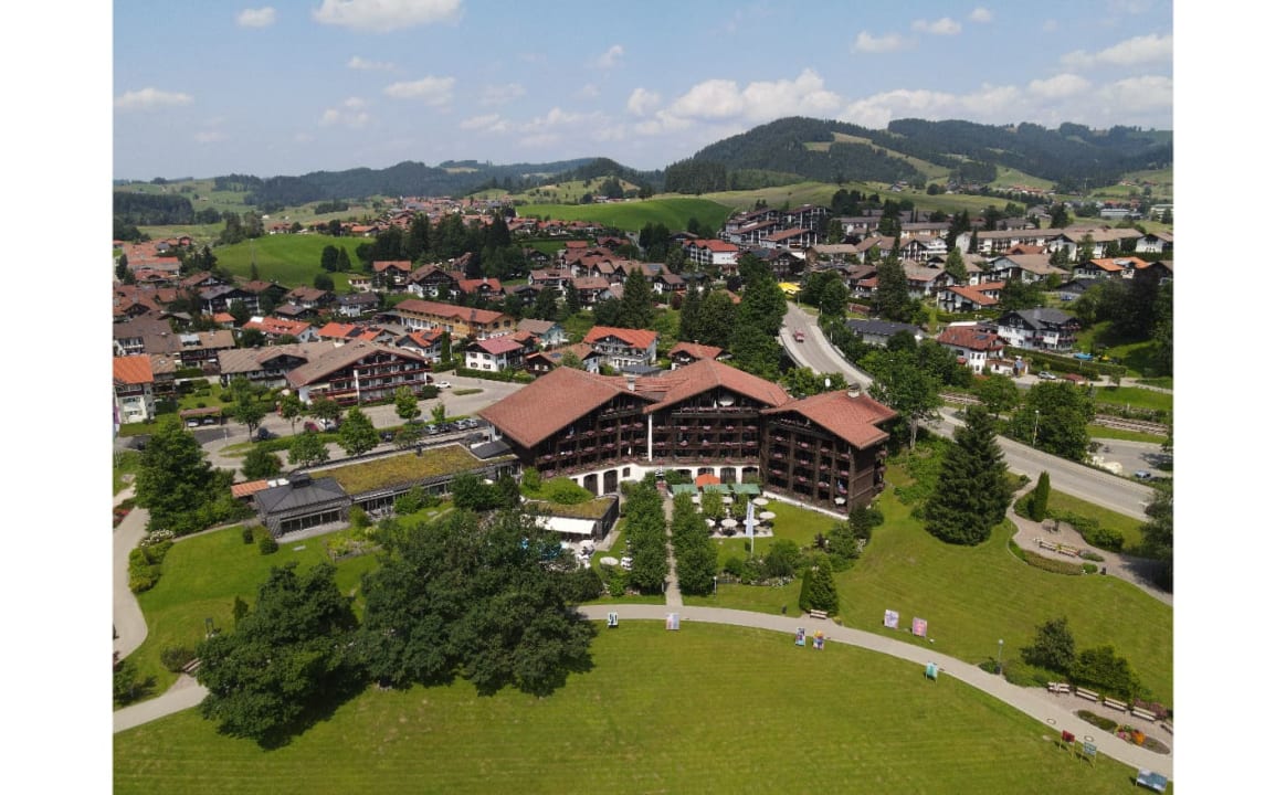 Außenansicht Parkhotel Oberstaufen