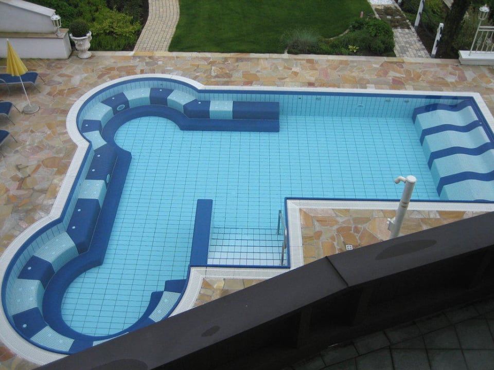Sole-Aussenpool Hotel Friedheim