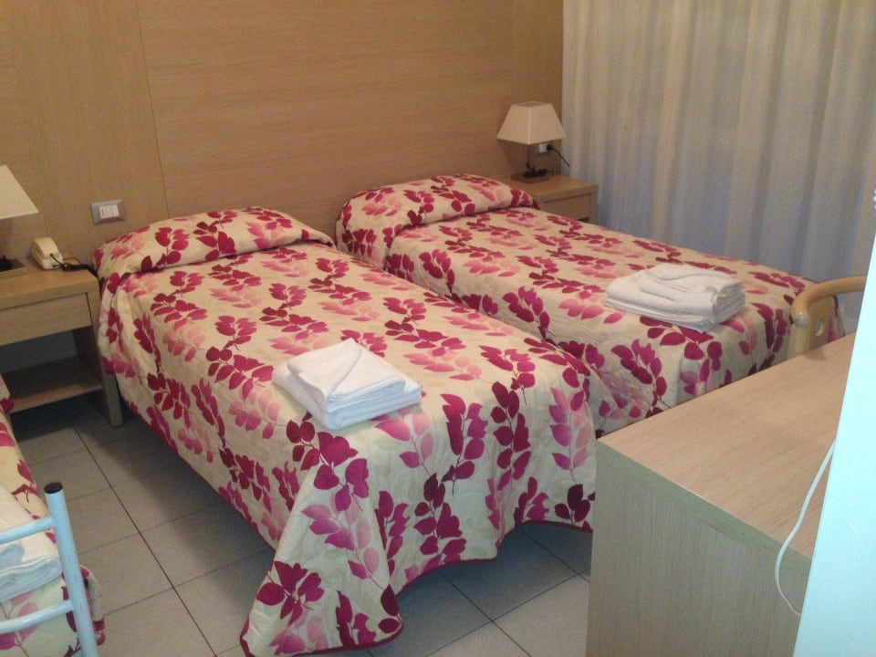 Hotel Aron Rimini vacanza holiday urlaub Hotel Aron