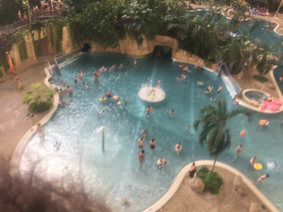 Pool Tropical Islands Resort