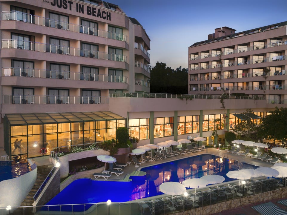 Außenansicht Aska Hotel Just in Beach