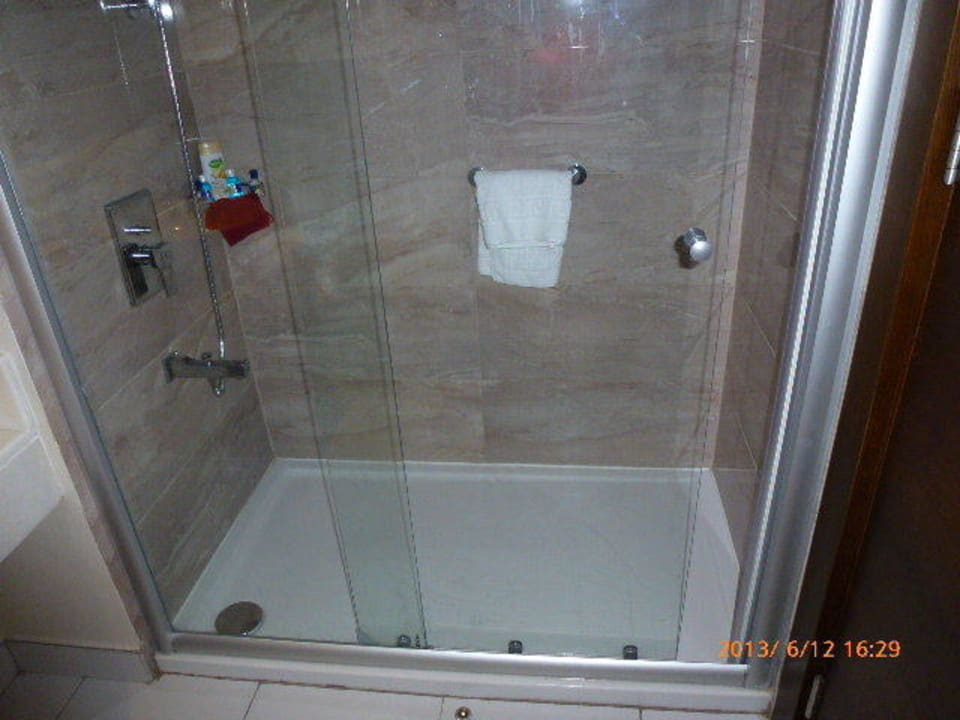 Schöne große Dusche -Zi.1448 Dream World Resort & Spa