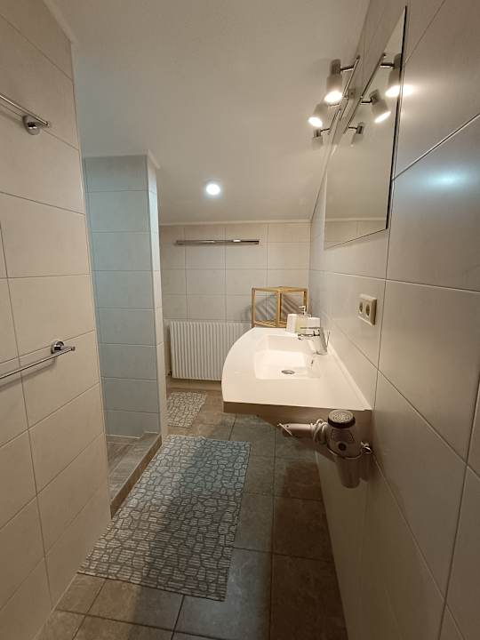 Zimmer Appartement Catrin bis 16 Personen mit Sauna und E-Ladestation