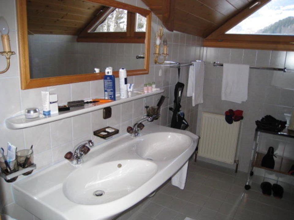 Bad im Gästehaus Alpenhotel Montafon