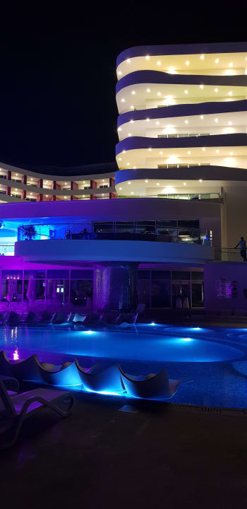 Pool Temptation Cancun Resort - Adults only