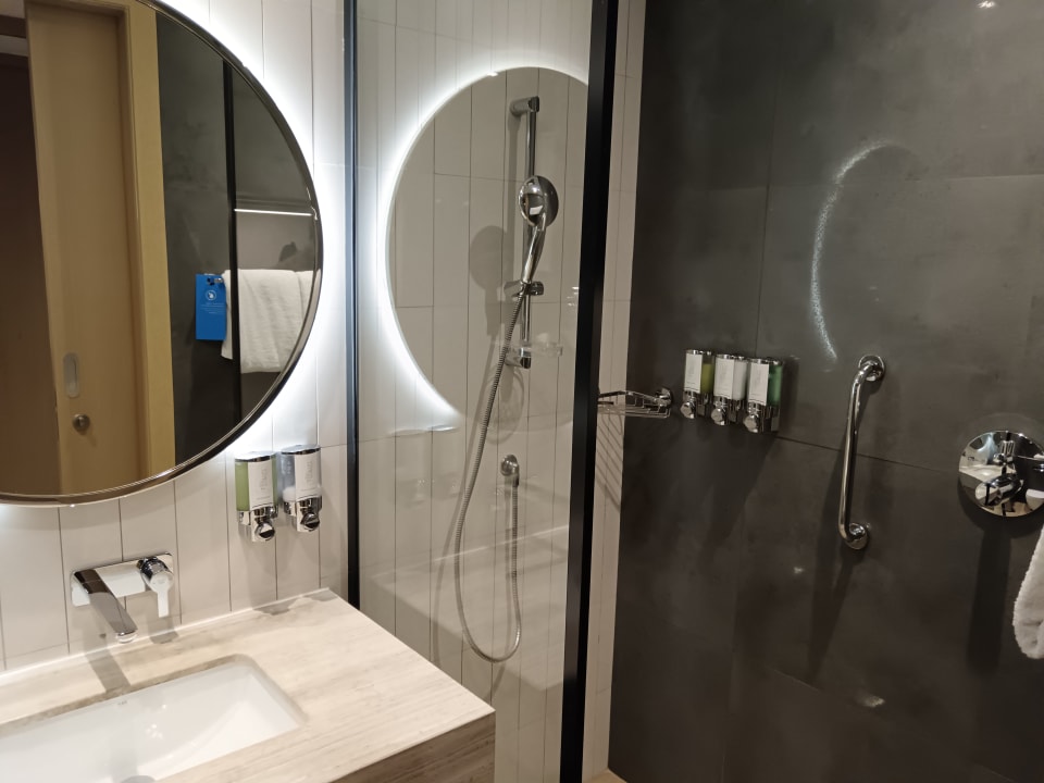 Zimmer Hampton by Hilton Marjan Island