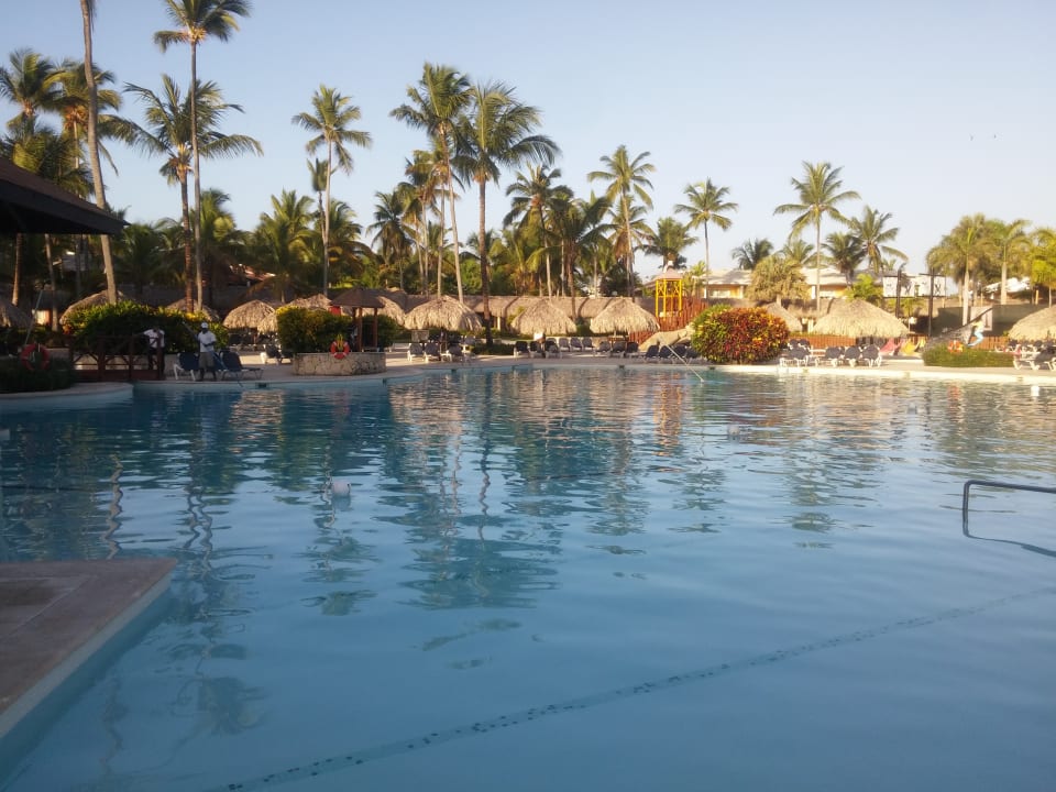 Pool Hotel Grand Palladium Palace Resort, Spa & Casino