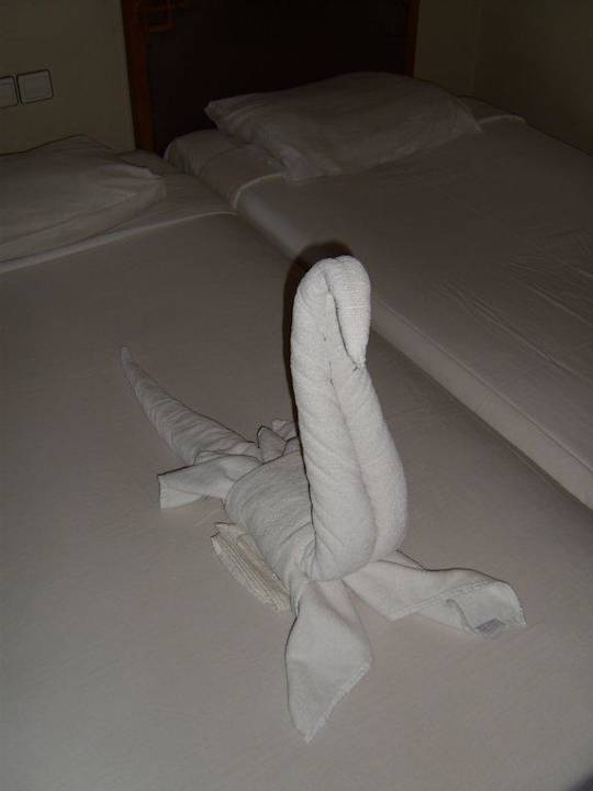 Kunst aus Handtüchern SUNRISE Holidays Resort (Adults Only)