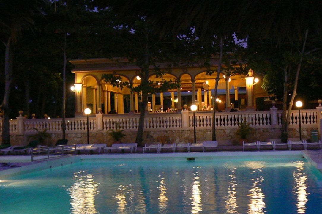 Pool Merengue Playabachata Hotel