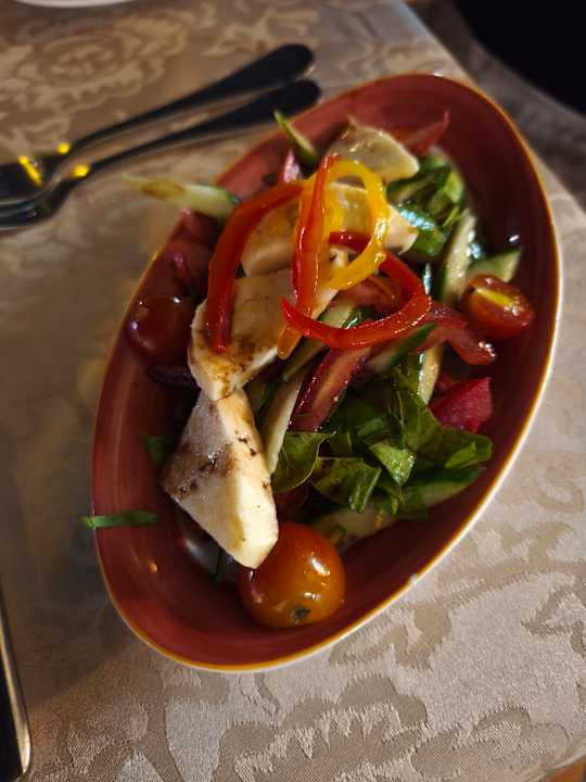 Gastro Kaisol Romance Resort