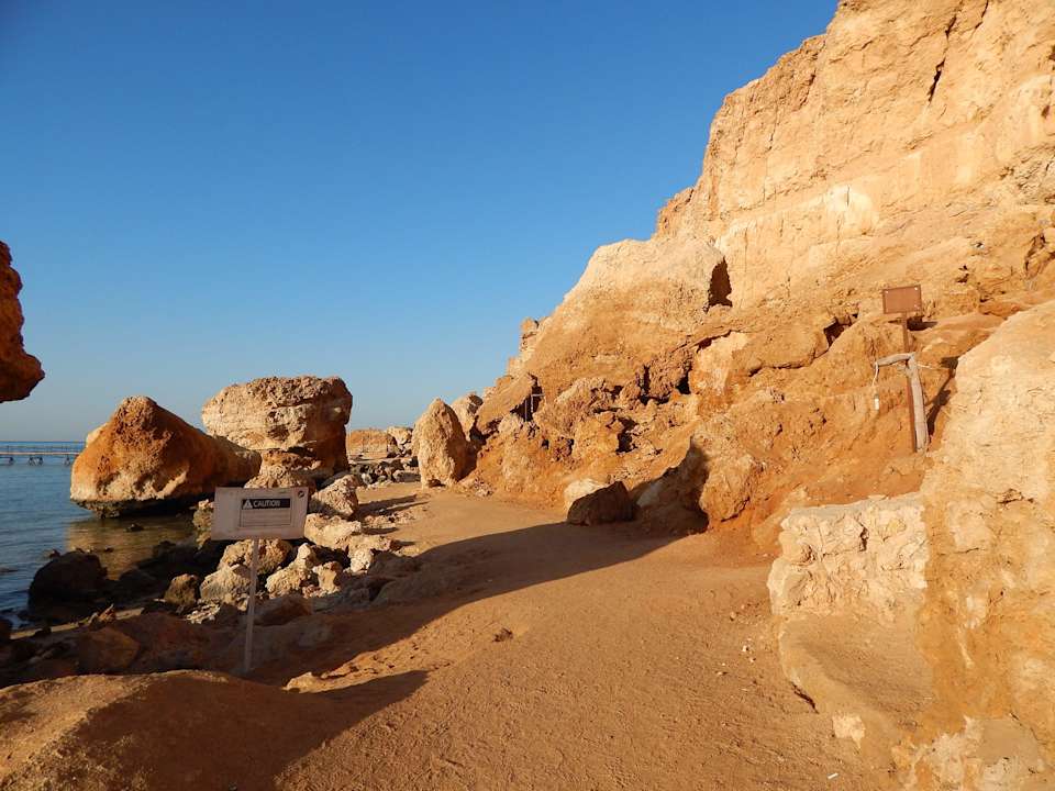 Road to the jetty (very dangerous) Hotel El Faraana Reef Resort