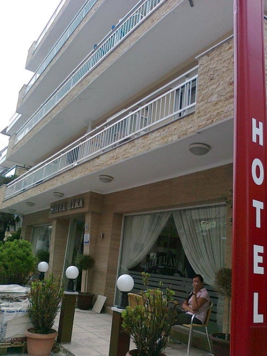 Front Hotel Avra