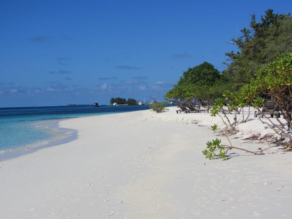 Strand Kuredu Island Resort & Spa